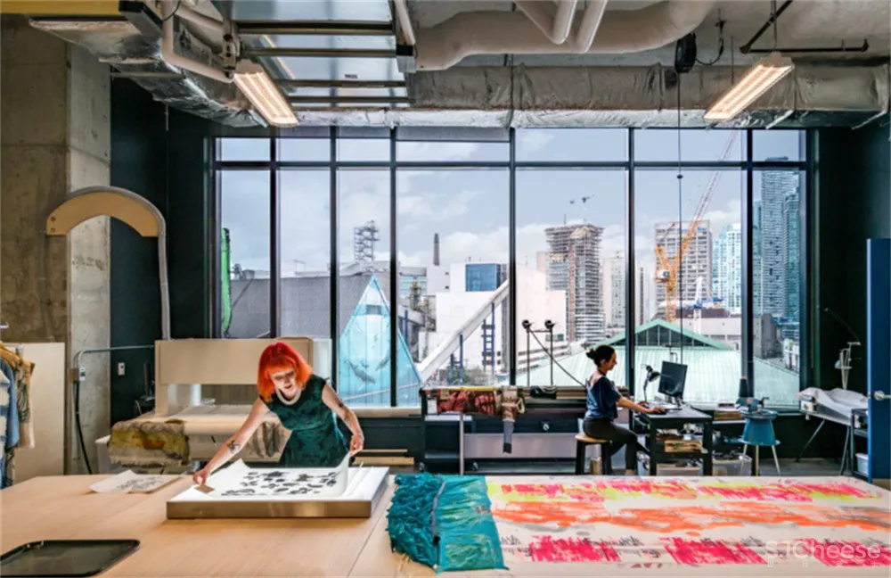 Quadrangle l 多伦多一家专注艺术的联合办公室