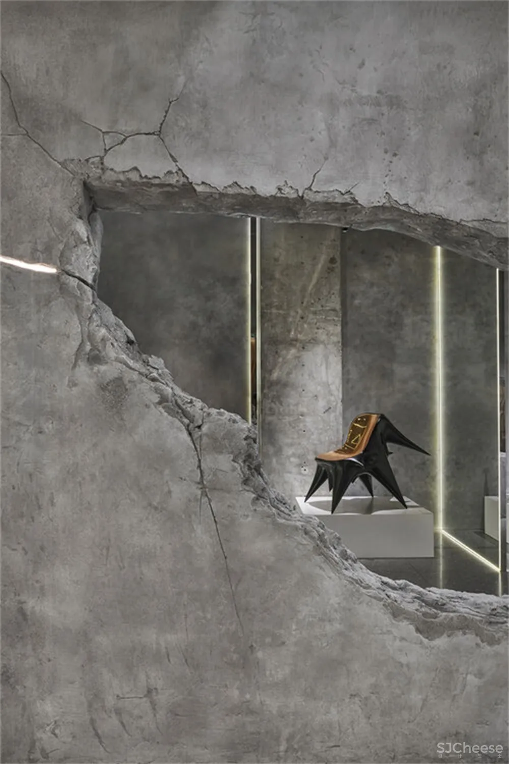 Kostas Chatzigiannis l TheShouter潮流家居买手店