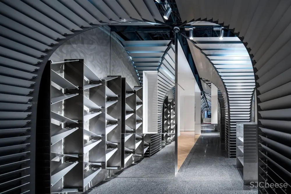 首发 | dongqiArchitects栋栖设计,上海CONCEPTS xintiandi概念店