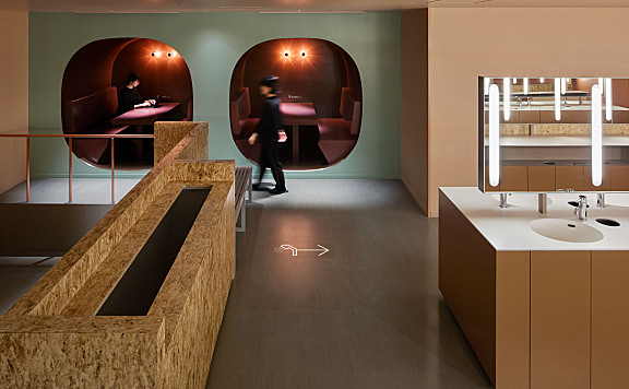 naruse inokuma | 大阪ninehours胶囊旅馆