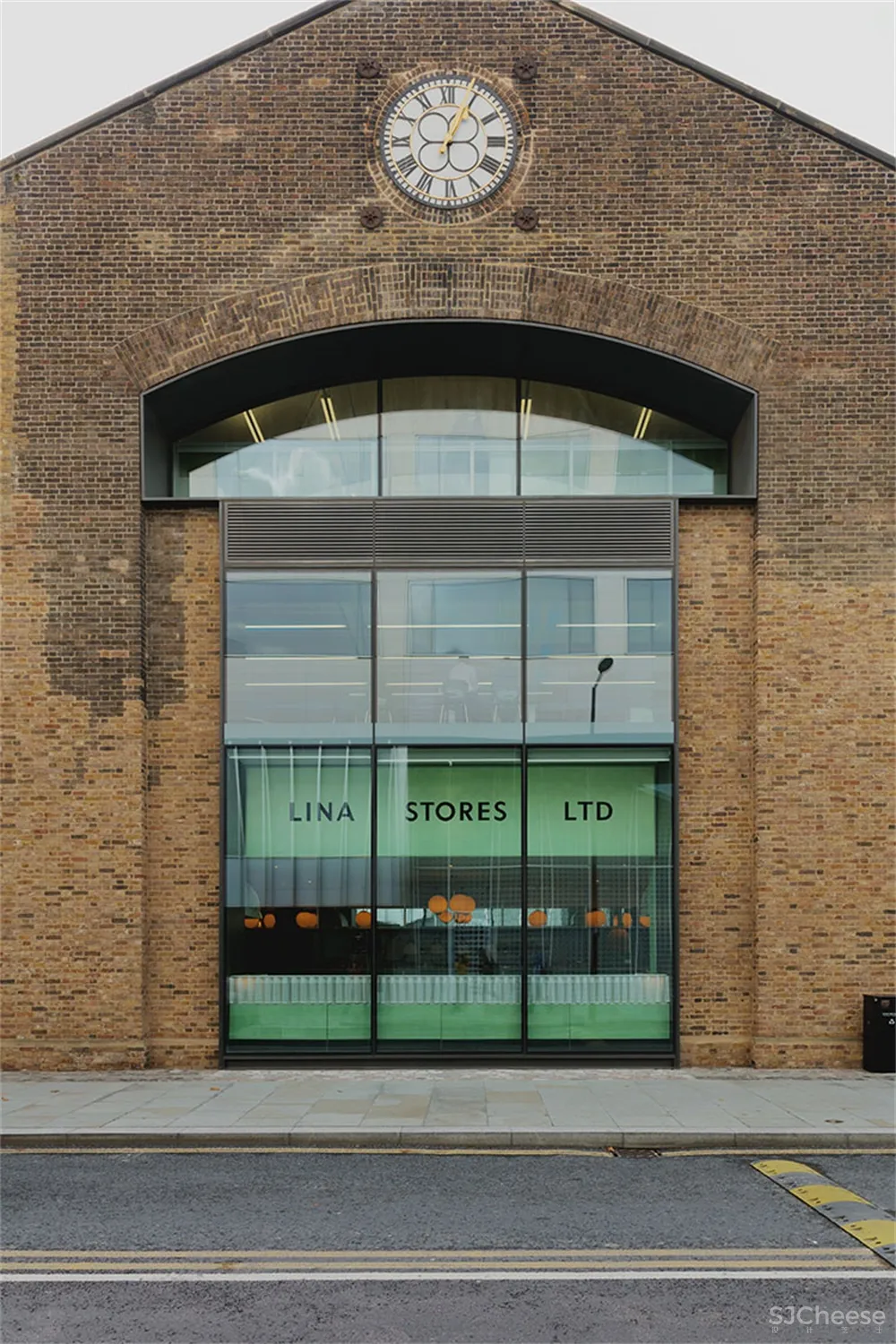 Red Deer l 伦敦Lina Stores风情餐厅