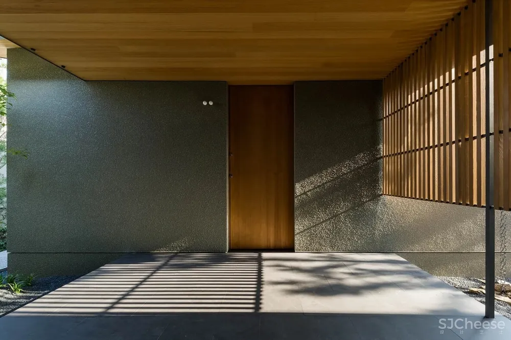 上町研究所 | 千年古迹边上的现代日式住宅