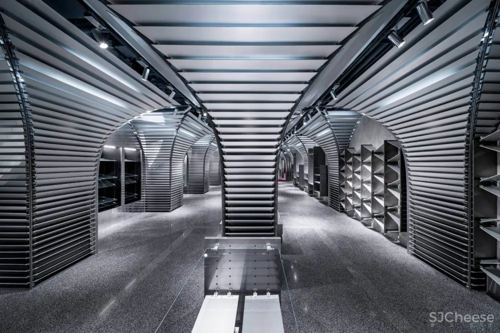 首发 | dongqiArchitects栋栖设计,上海CONCEPTS xintiandi概念店