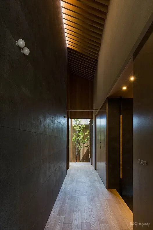 上町研究所 | 千年古迹边上的现代日式住宅