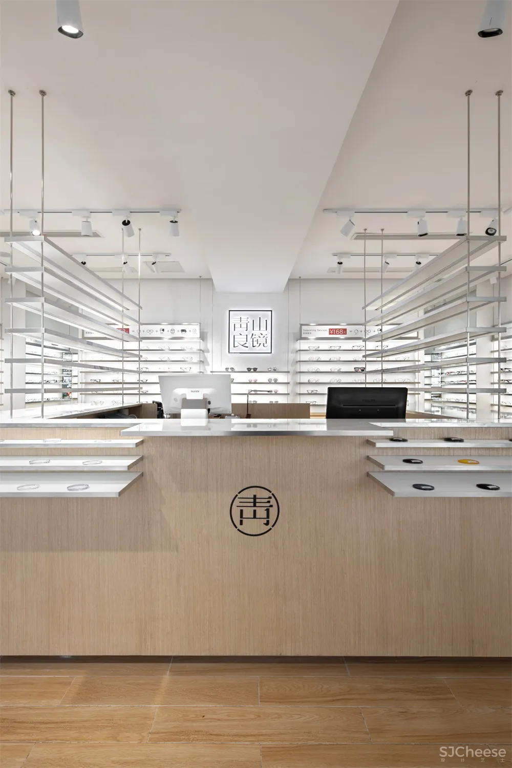NAN Architects | 青山良镜-眼镜之都的“光之盒”