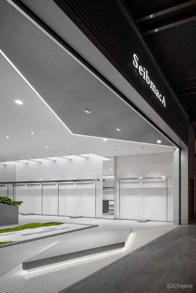 最新 | SeibmacA 西安大华店 / 上宅良营设计