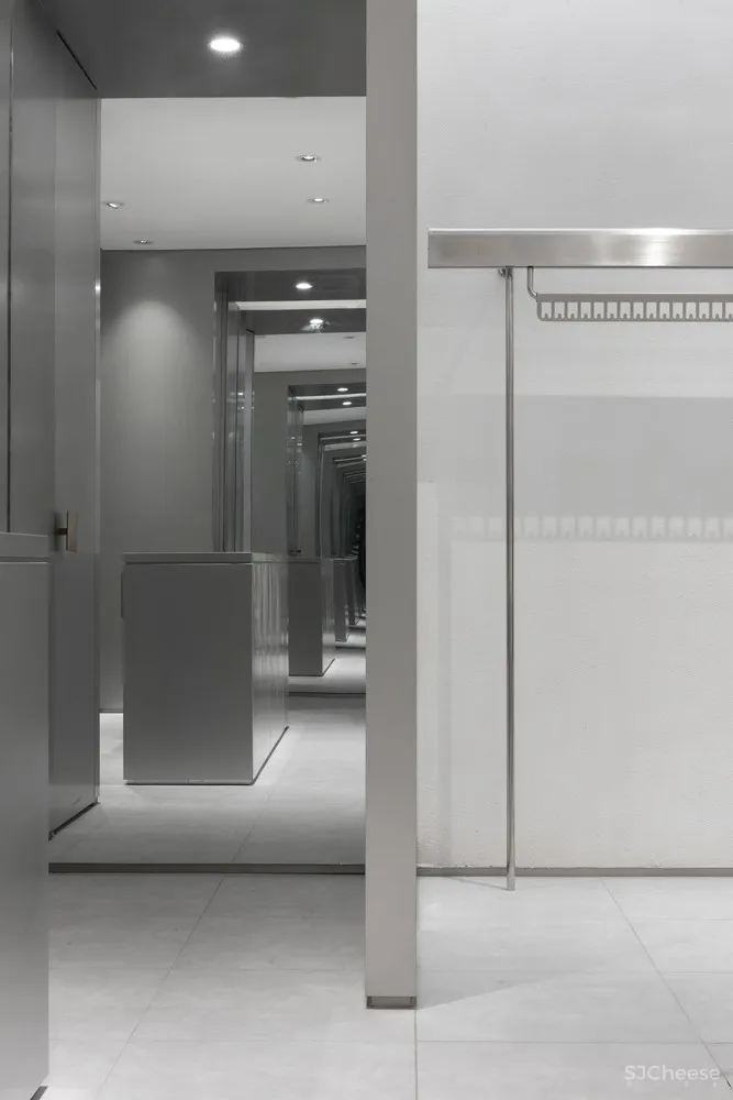 最新 | SeibmacA 西安大华店 / 上宅良营设计