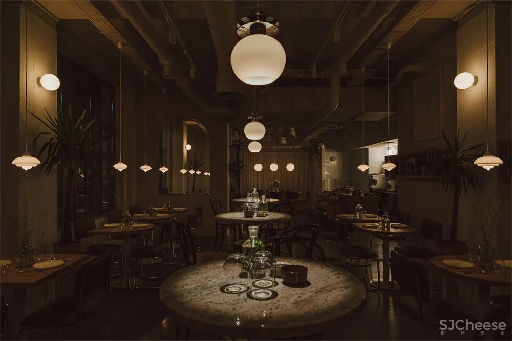 Agnieszka Owsiany l 波兰Nadzieja现代风格餐厅