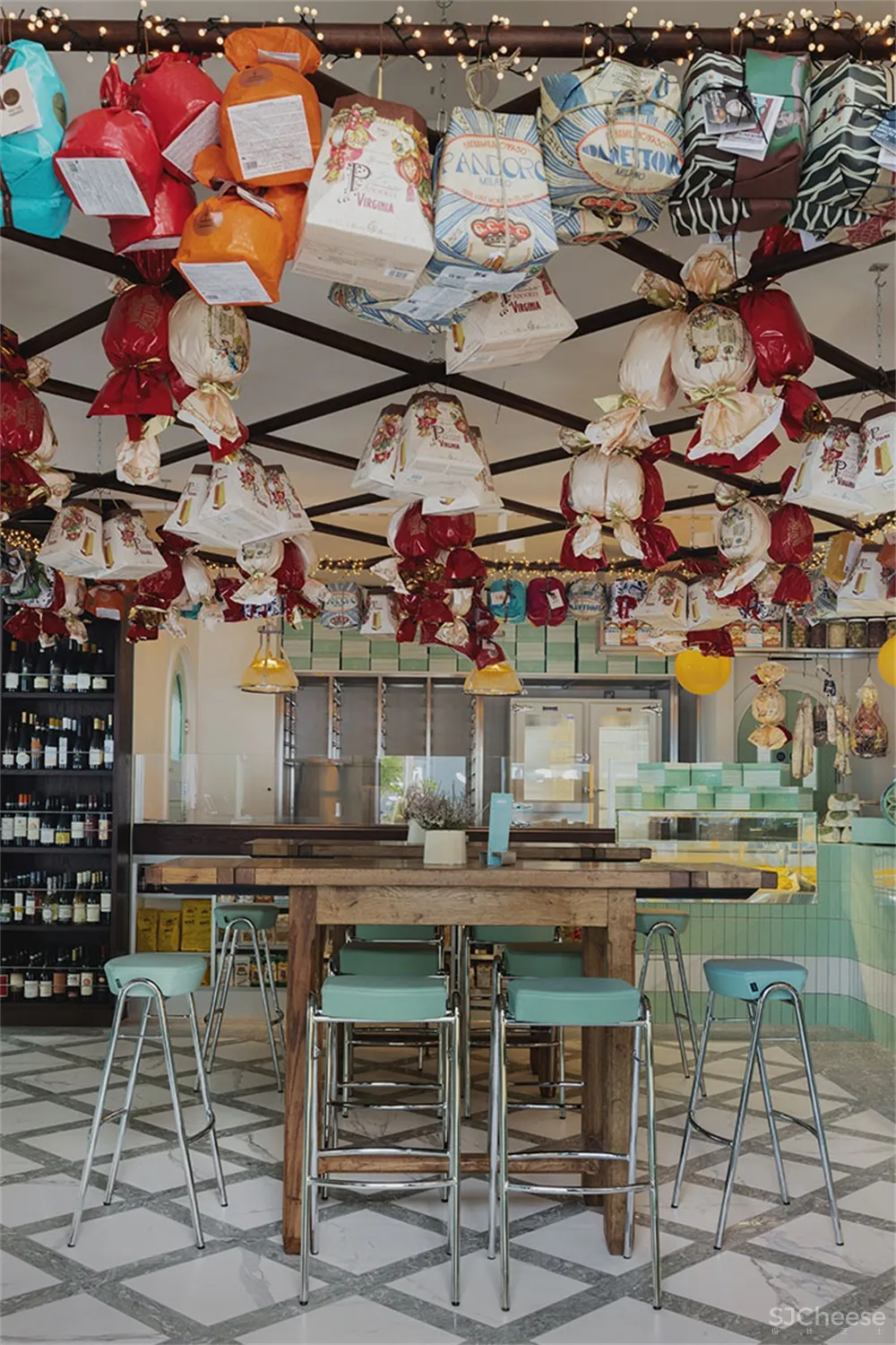 Red Deer l 伦敦Lina Stores风情餐厅