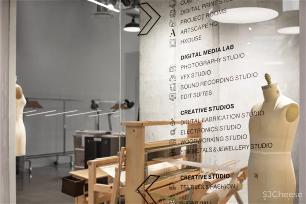 Quadrangle l 多伦多一家专注艺术的联合办公室