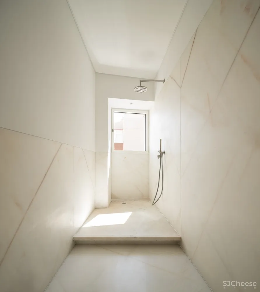 首发 | Machado Igreja Arquitectos设计,西班牙简约DQ1住宅