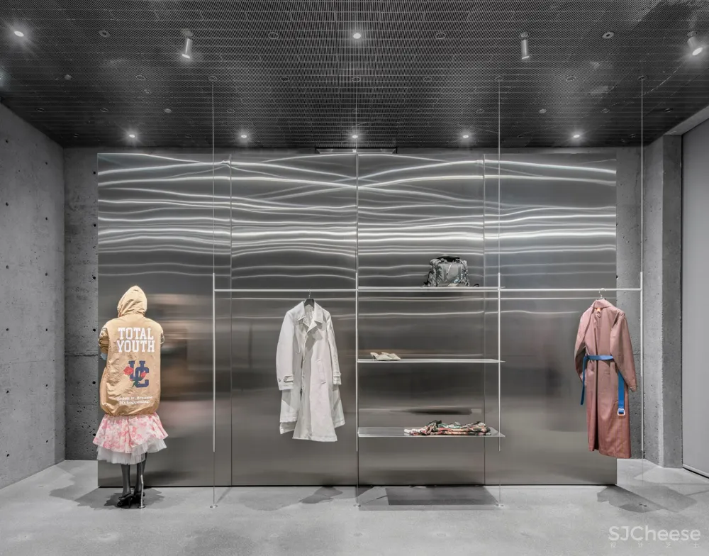 SSENSE新旗舰店,蒙特利尔 / David Chipperfield Architects