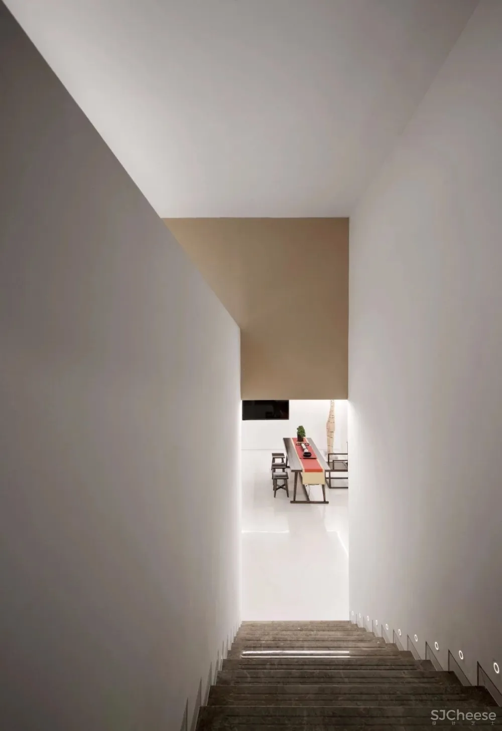 物上空间新作丨燕窝上“筑巢”