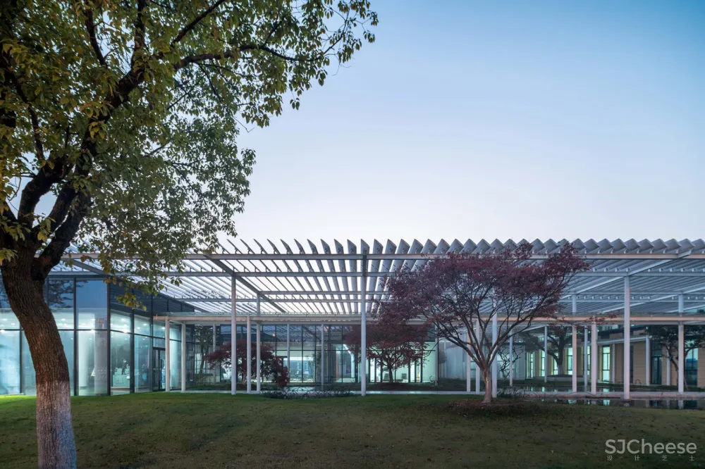 新苏集团研发中心，无锡 / 上海米丈建筑