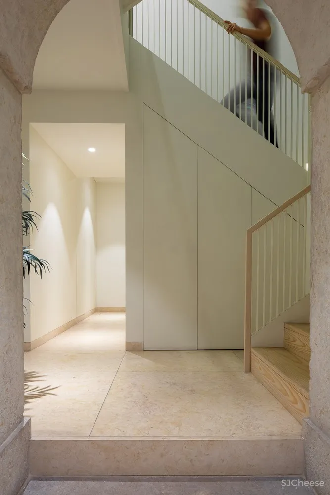 Samuel Torres de Carvalho Arquitetura | 木材创造温暖舒适的现代环境