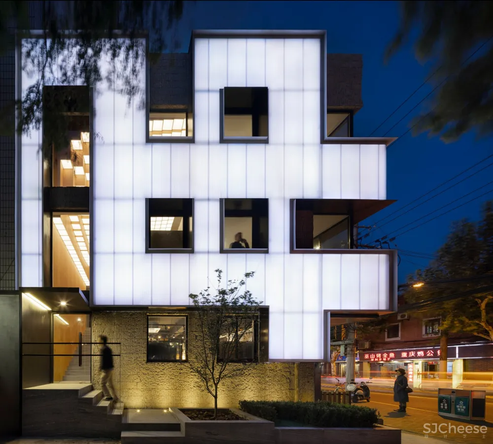 “The Arcade”办公空间,上海 / Atelier Zerebecky