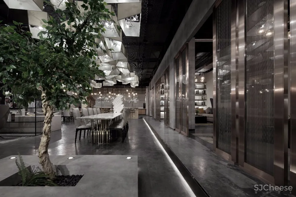 新作| 以城市“未来感”为基调，以“工业风”为载体