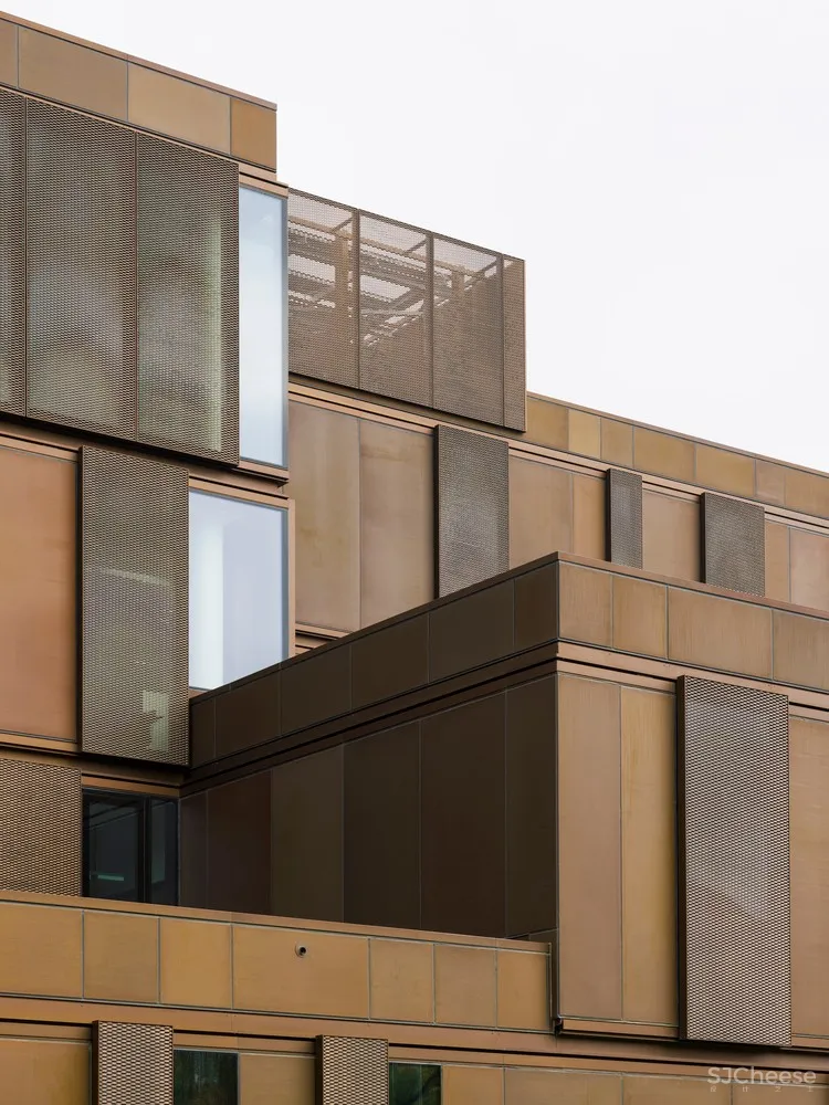 临床生物化学实验大楼 / Mikkelsen Architects