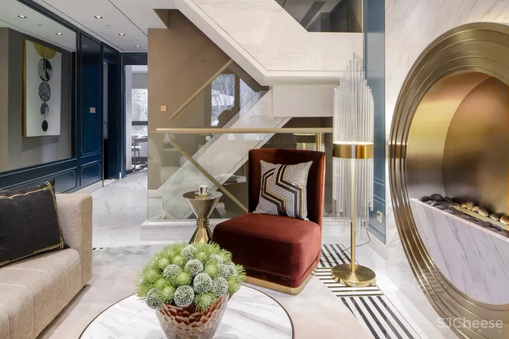 新作 | 上海 300m² 叠墅，海派时尚如何做出先锋格调 首