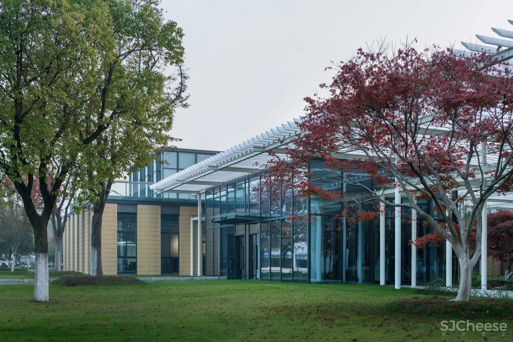 新苏集团研发中心，无锡 / 上海米丈建筑