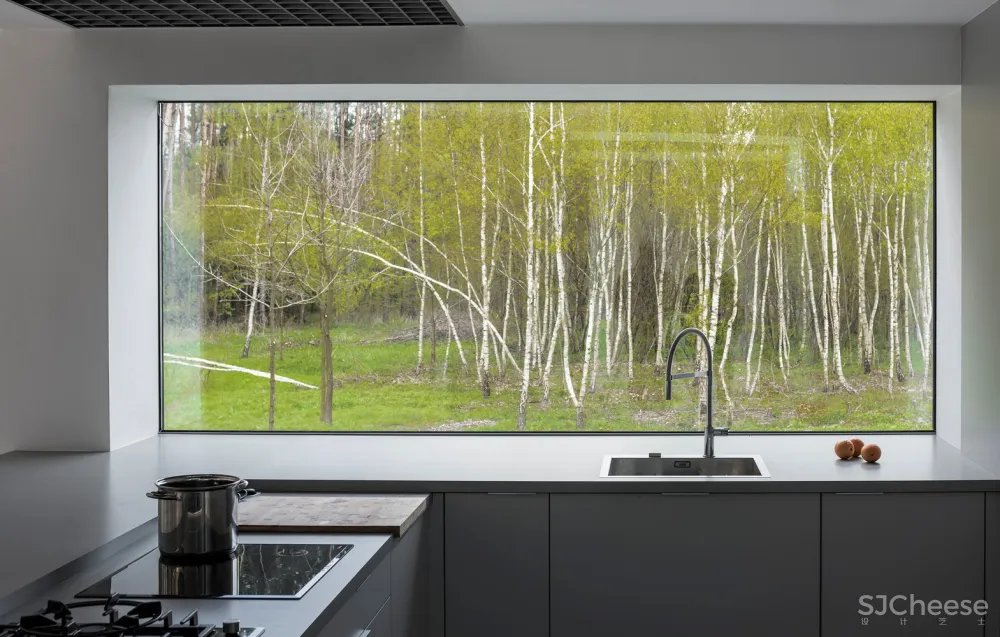 Biuro Toprojekt | 手工建造波兰红房子