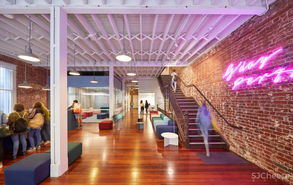 澳大利亚EF新国际语言中心 / ZMHD