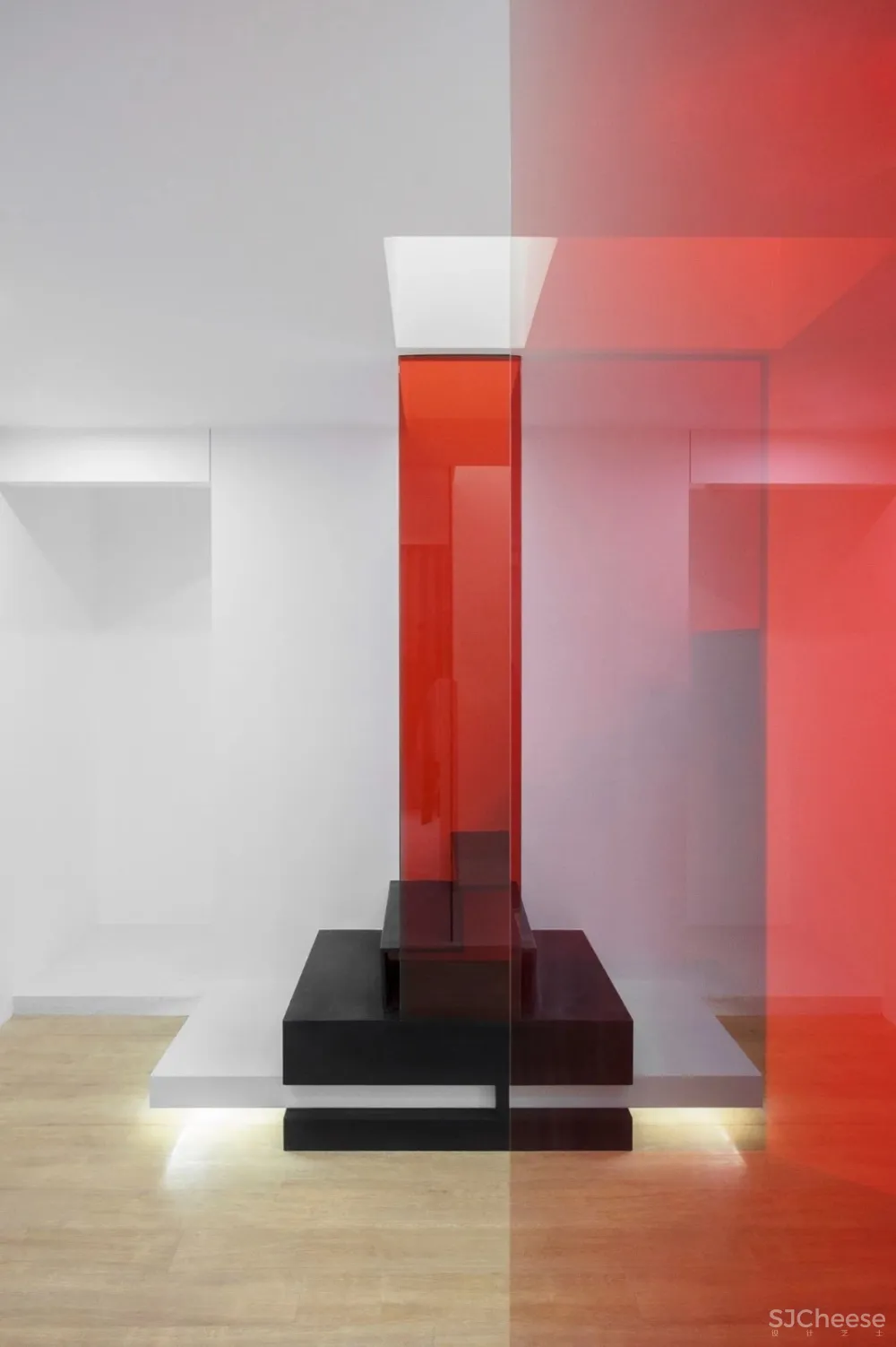 新作 | 135m² 怪异阁楼,创意爆改为画廊式的舒适三层 首