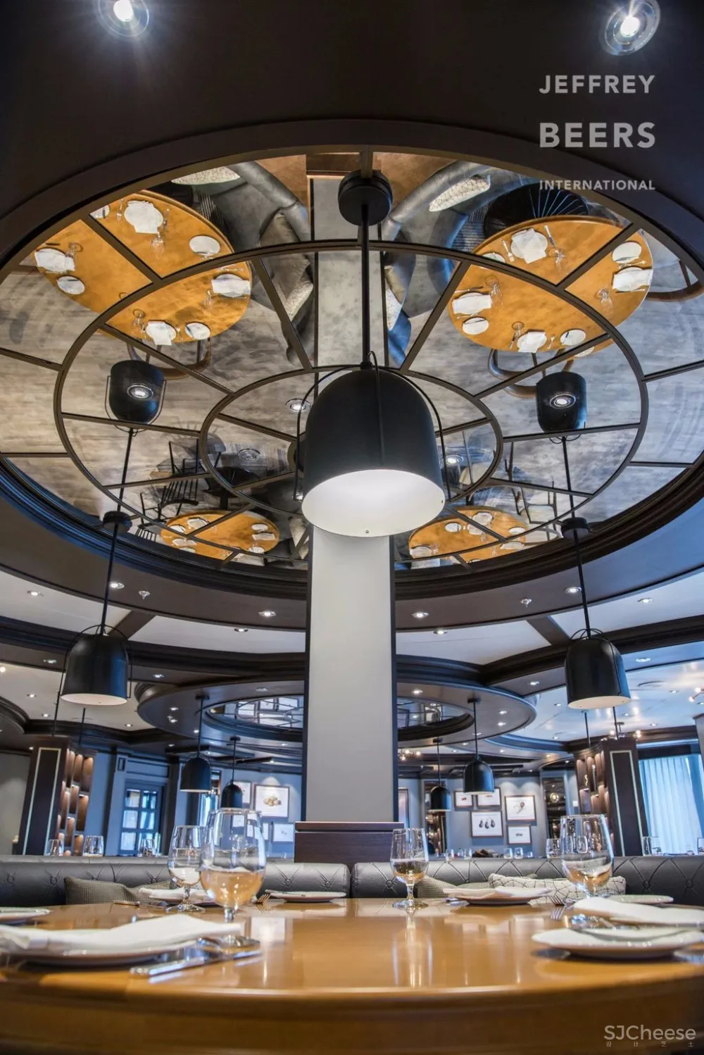 JBI携手超人气澳大利亚厨师“Curtis Stone” 打造游轮餐厅