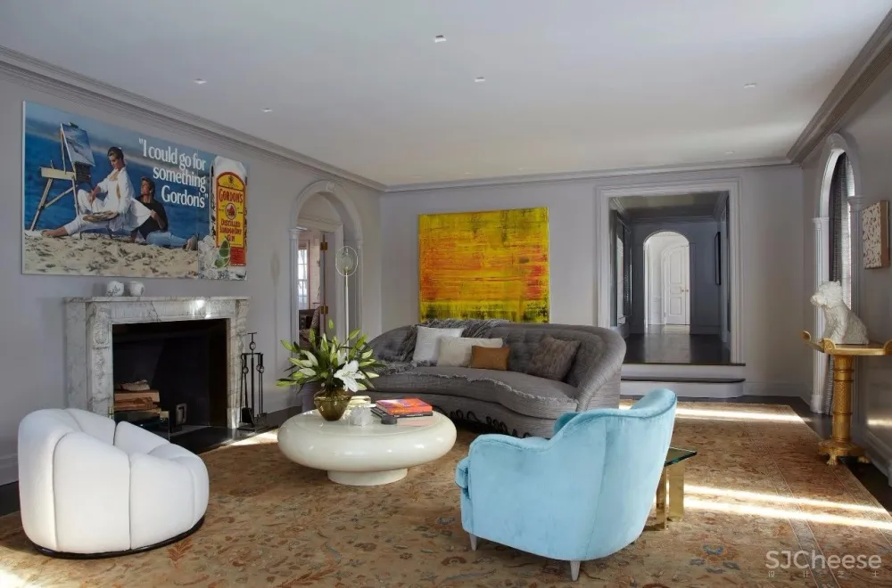 Fox Nahem | 经典现代的精致内饰