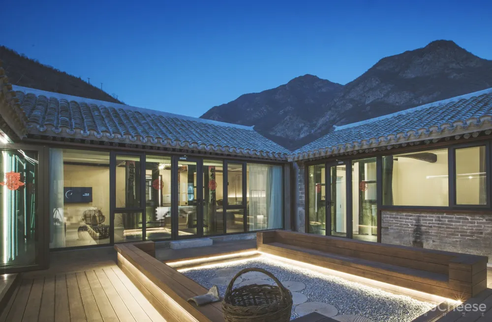 白虎头村老宅改造 / 无隐建筑空间