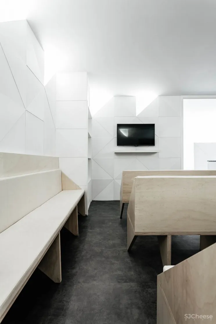 波尔图几何元素牙科诊所 Ren Pepe Arquitetos