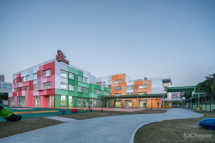 上海宝山贝贝佳欧莱幼儿园 上海阿科米星建筑设计事务所