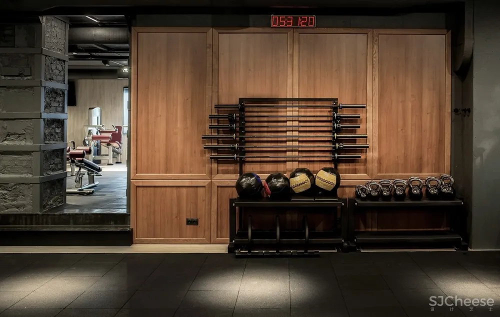 基辅FIZIKA健身房 | Slava Balbek