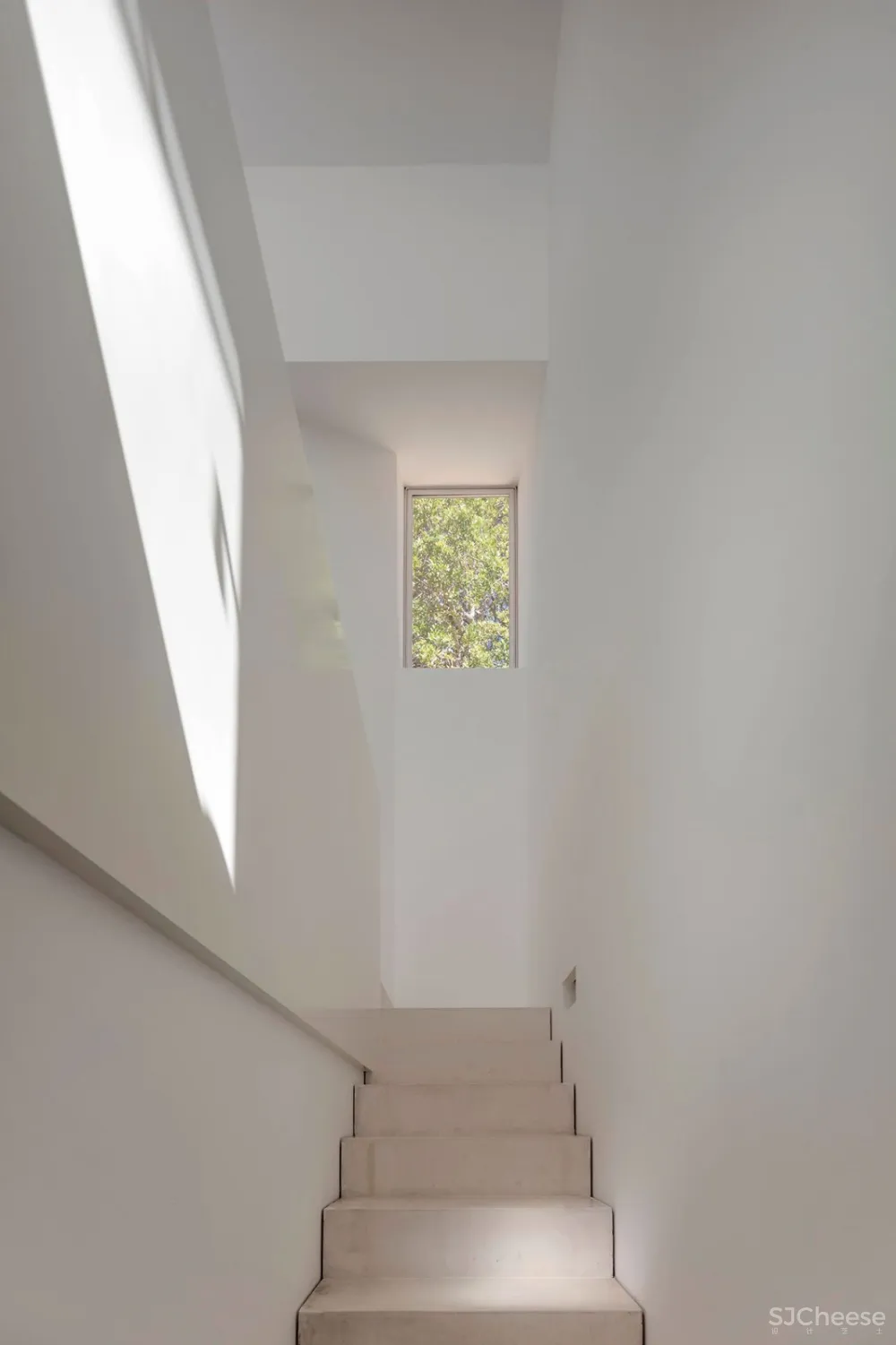 首发 | Casa Luum：葡萄牙乡村的极简主义