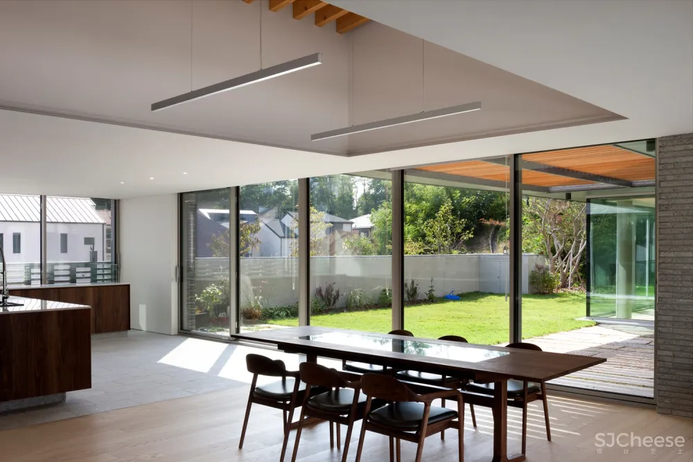 D•LIM architects | 既不花哨，也不简单：三花园住宅