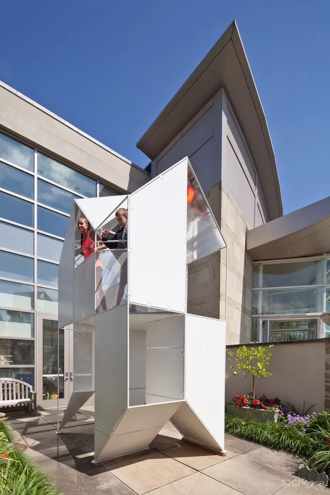 “反射”树屋 / SILO AR + D