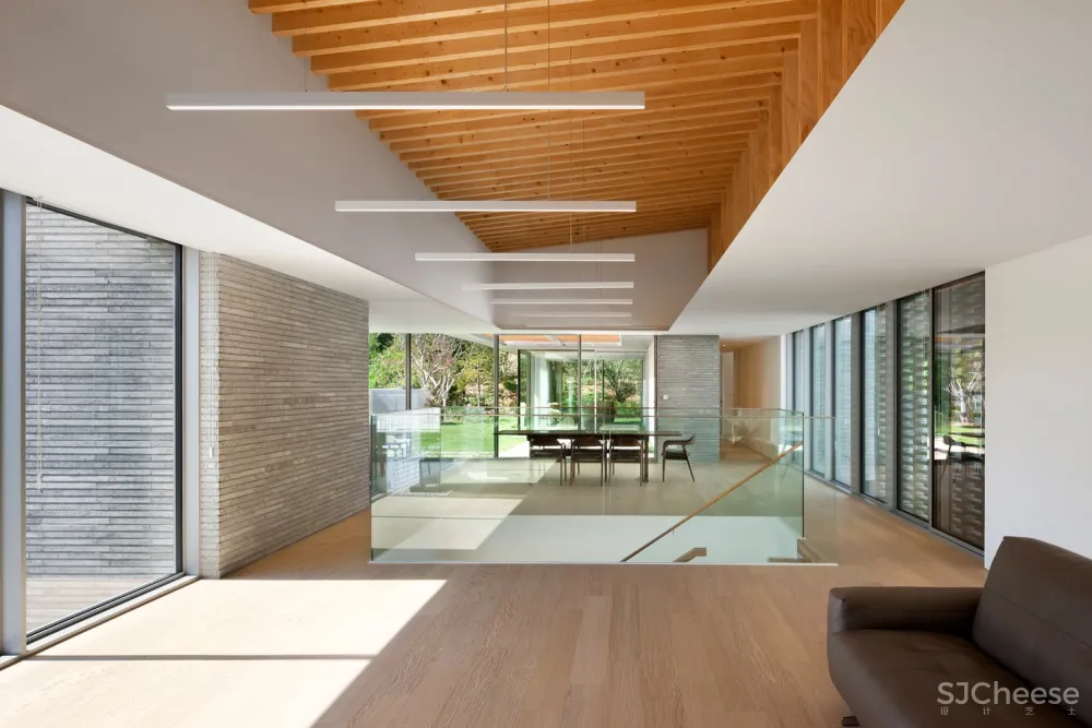 D•LIM architects | 既不花哨，也不简单：三花园住宅