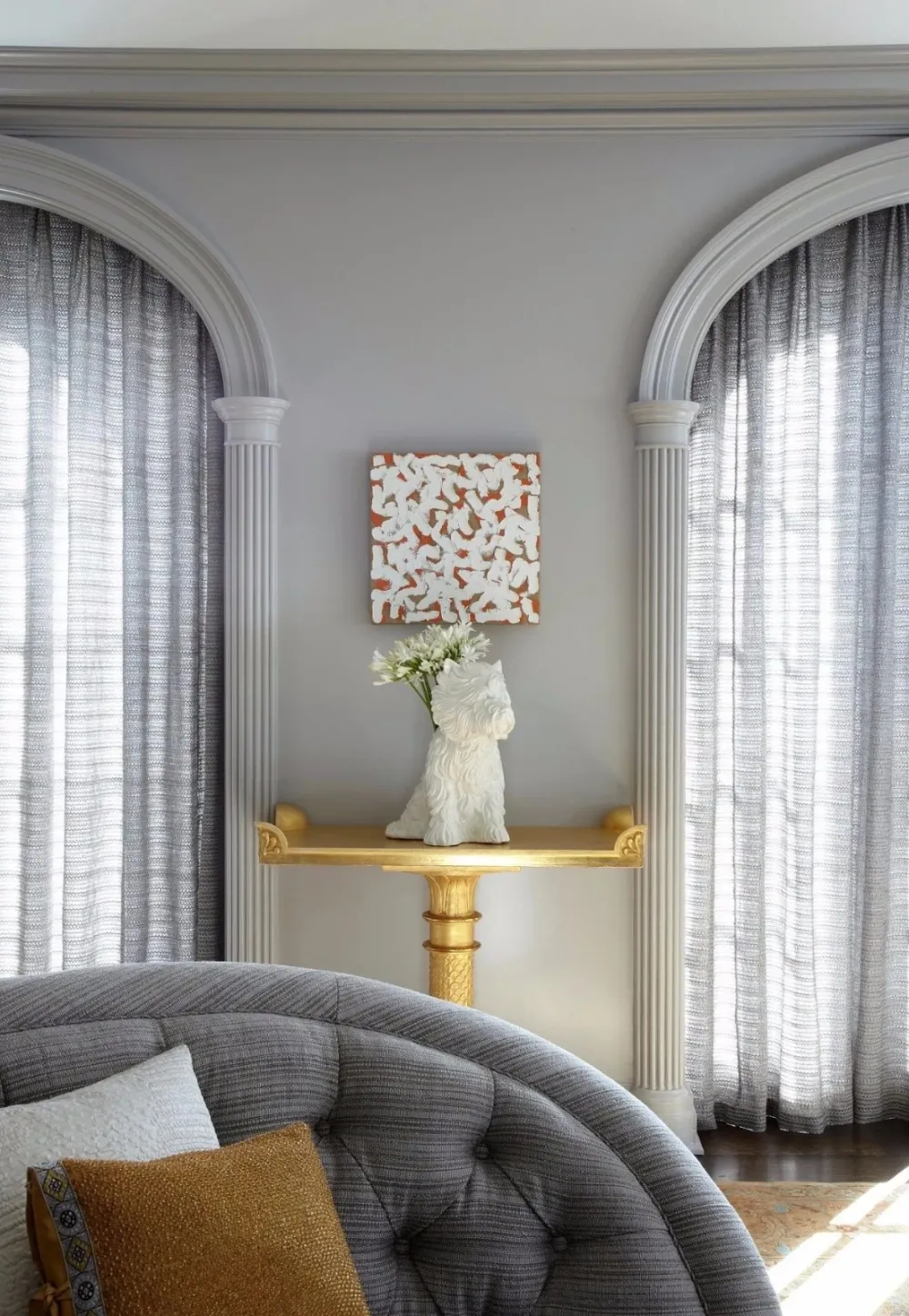 Fox Nahem | 经典现代的精致内饰