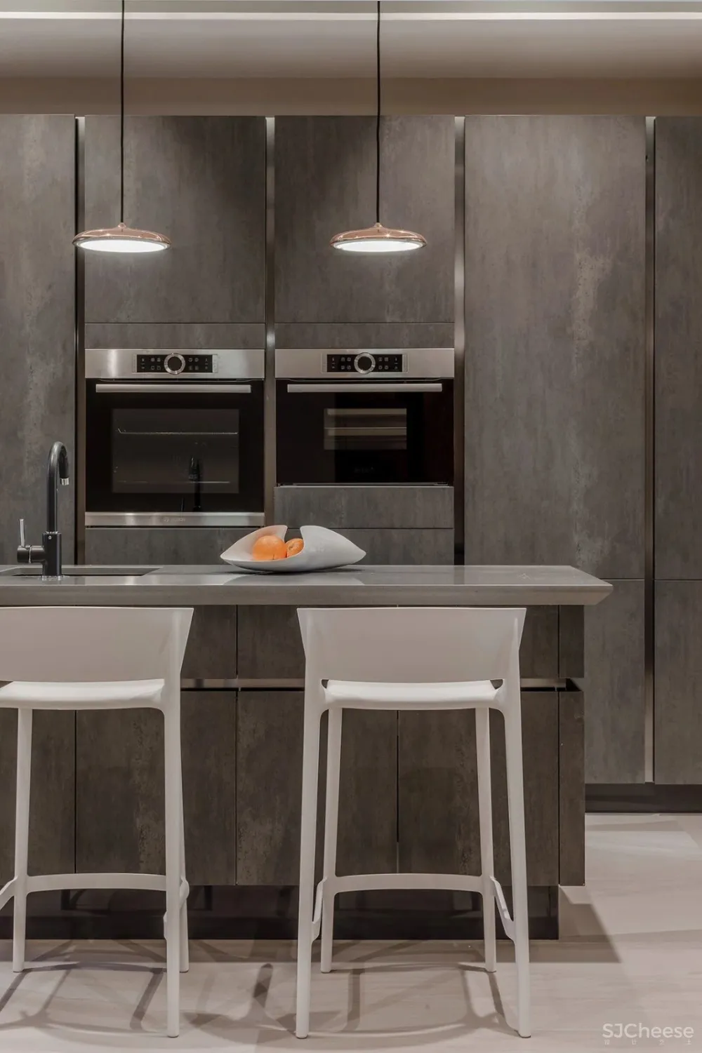 350M²联排别墅具高质感和舒适感的生活空间，体现了一种“平静的奢华”