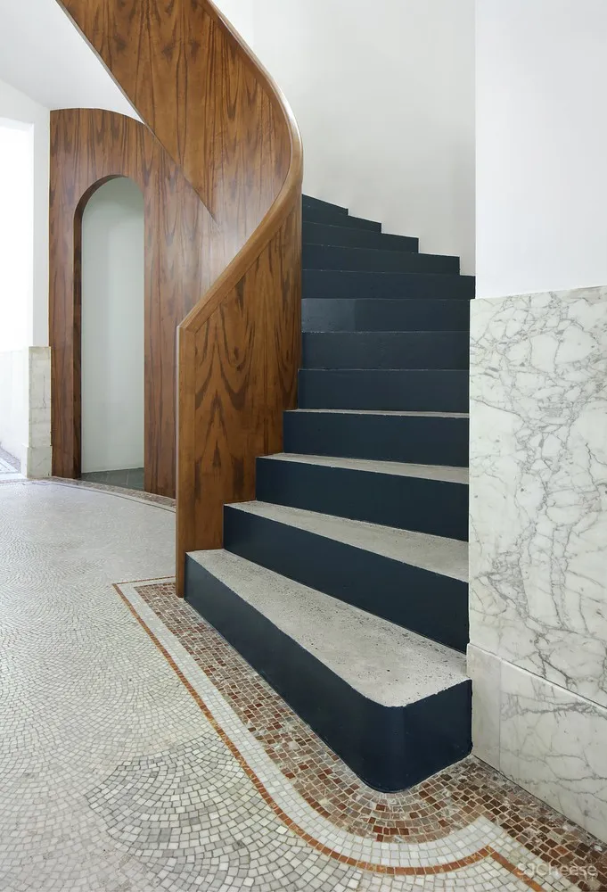 Bovenbouw + Barbara Van Der Wee Architects | 比利时折衷主义住宅翻新 首