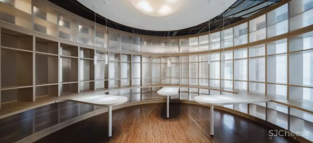 上海交大的00后书店，用有趣抵抗这个无聊的时代