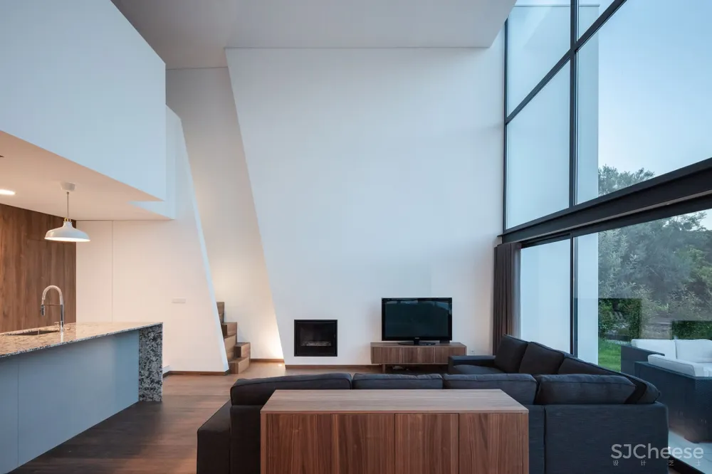 Gafarim住宅,葡萄牙 / Tiago do Vale Arquitectos