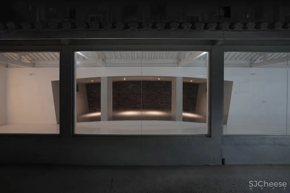 新作 | 阮晓舟设计工作室：“复”园 – 芷江西路社区活动中心改造