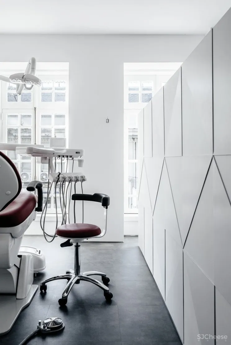 波尔图几何元素牙科诊所 Ren Pepe Arquitetos