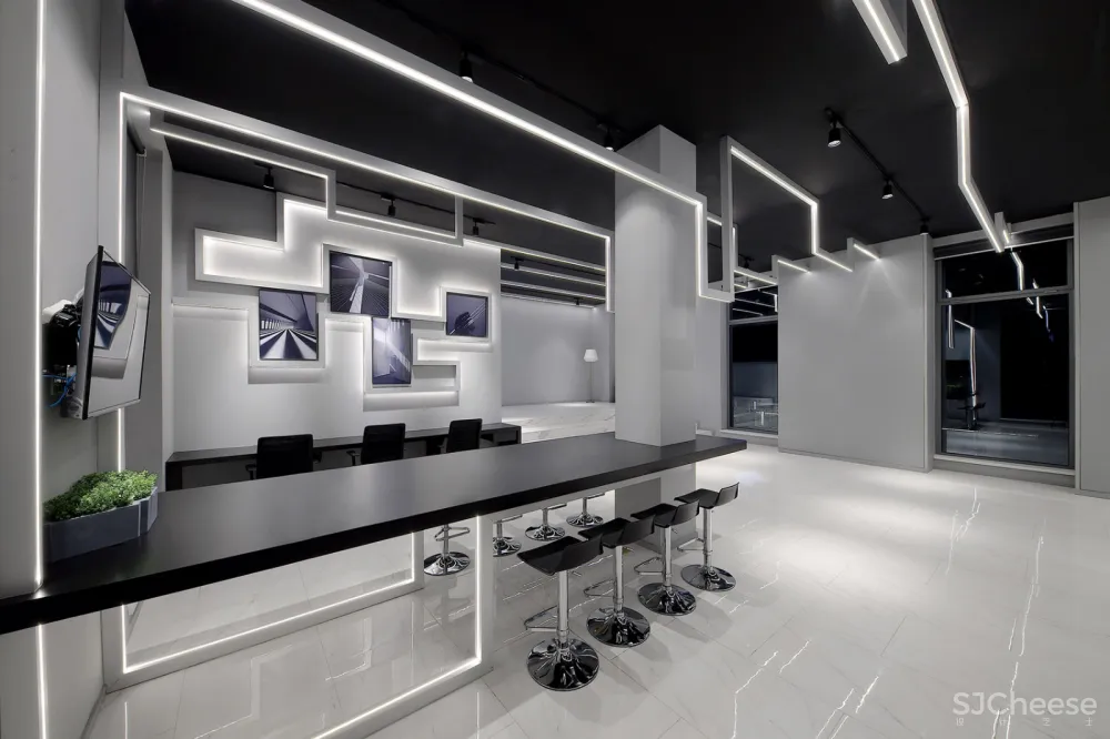 CIVRO希洛旗舰店,上海 / CROX闊合