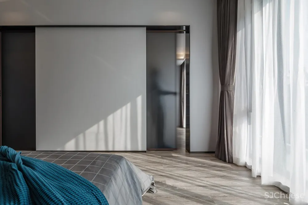 350M²联排别墅具高质感和舒适感的生活空间，体现了一种“平静的奢华”