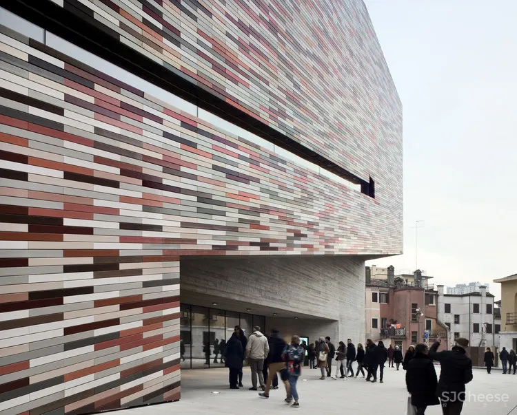 M9 Museum Distric Sauerbruch Hutton