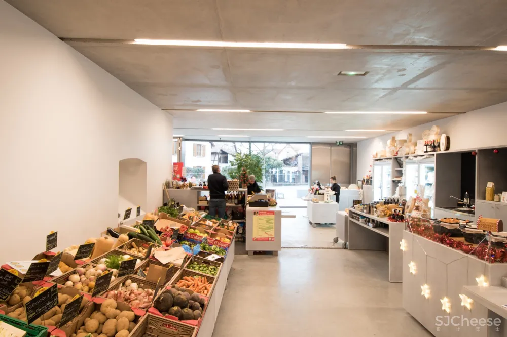 Schiltigheim室内集市和展览空间,法国 / Dominique Coulon & associés 首