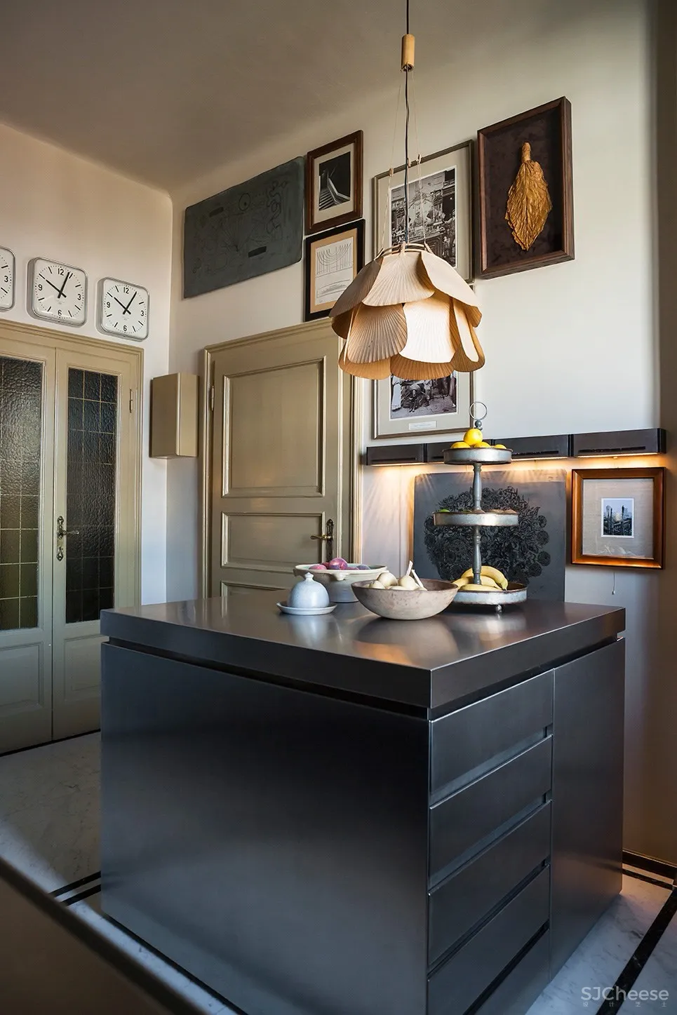 首发 | EMILIANO SALCI & BRITT MORAN：米兰20世纪30年代的公寓