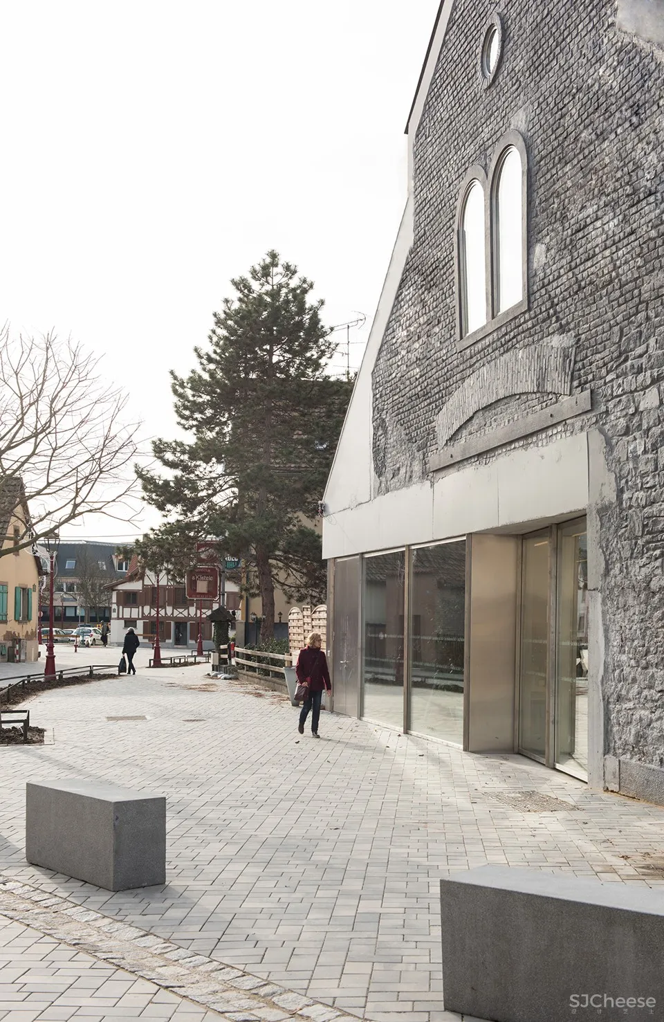 Schiltigheim室内集市和展览空间,法国 / Dominique Coulon & associés 首